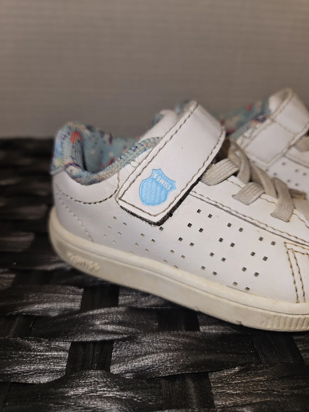 K-Swiss White Kids Velcro Sneakers with Light Blue Shield